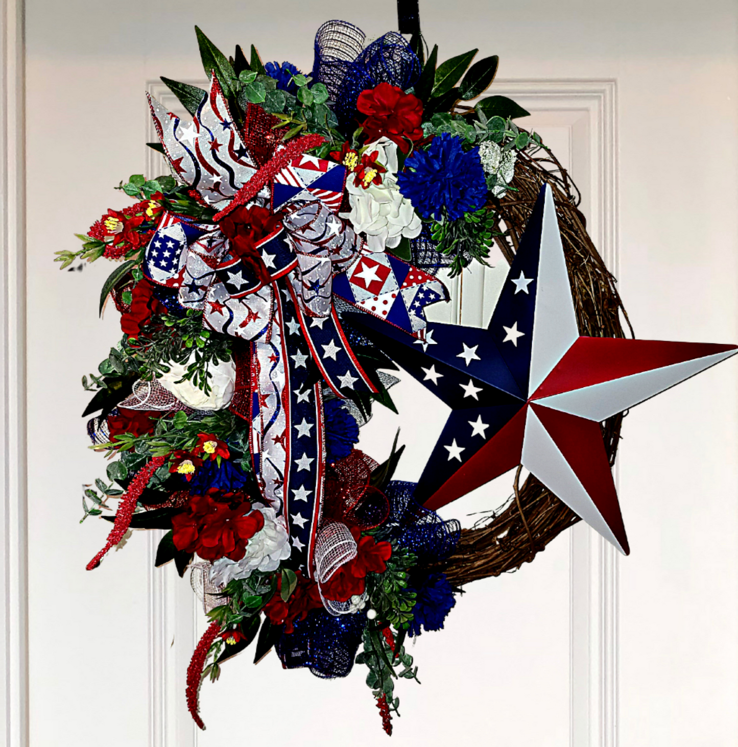 Patriotic Grapevine Wreath With Star